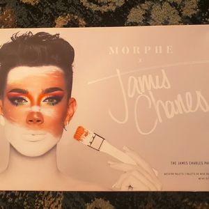 James Charles Morphe pallette